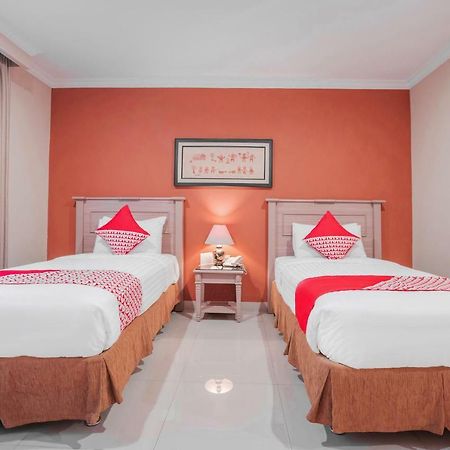Capital O 534 Sriwijaya Hotel Jakarta Exterior foto