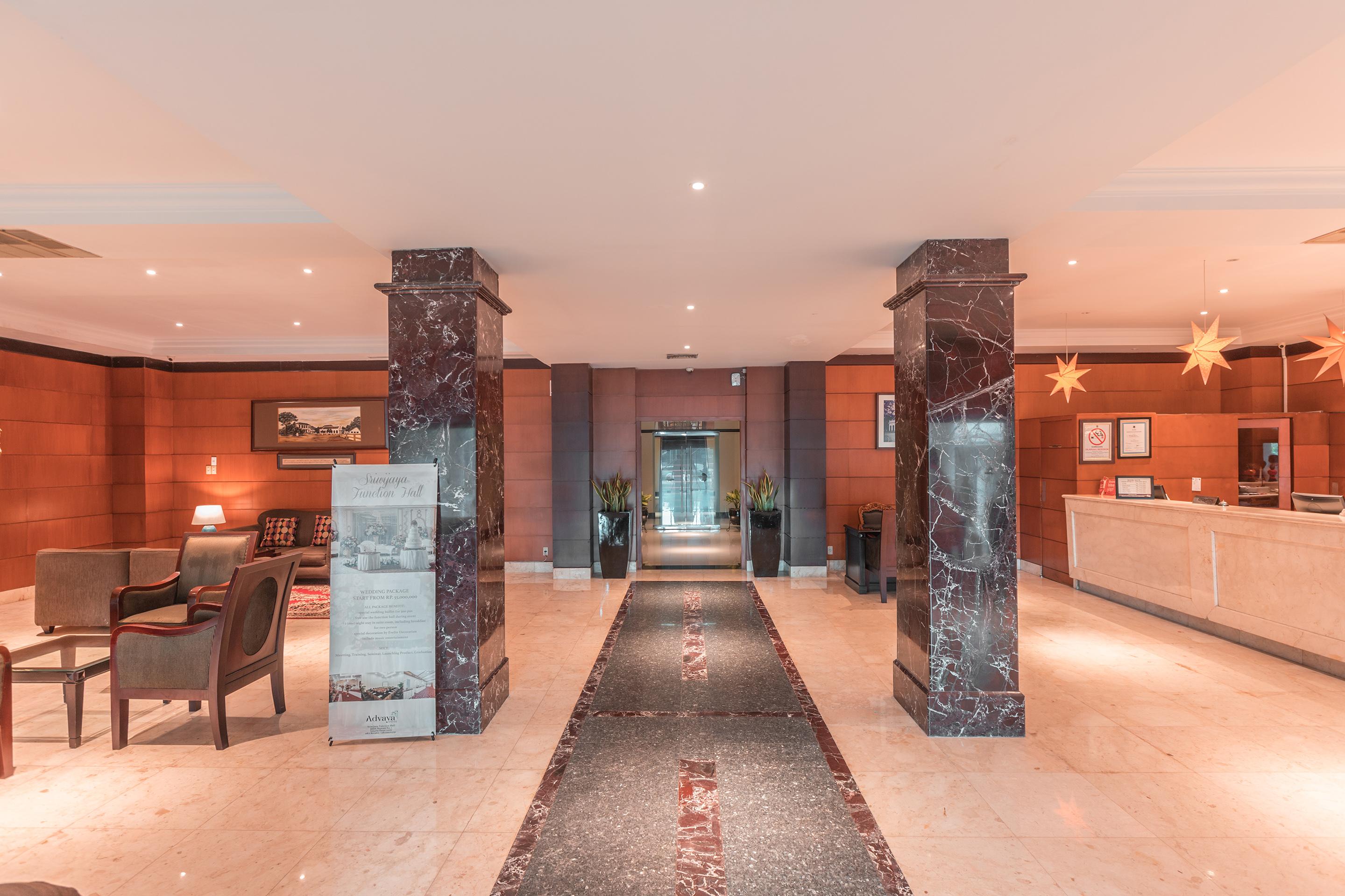 Capital O 534 Sriwijaya Hotel Jakarta Exterior foto