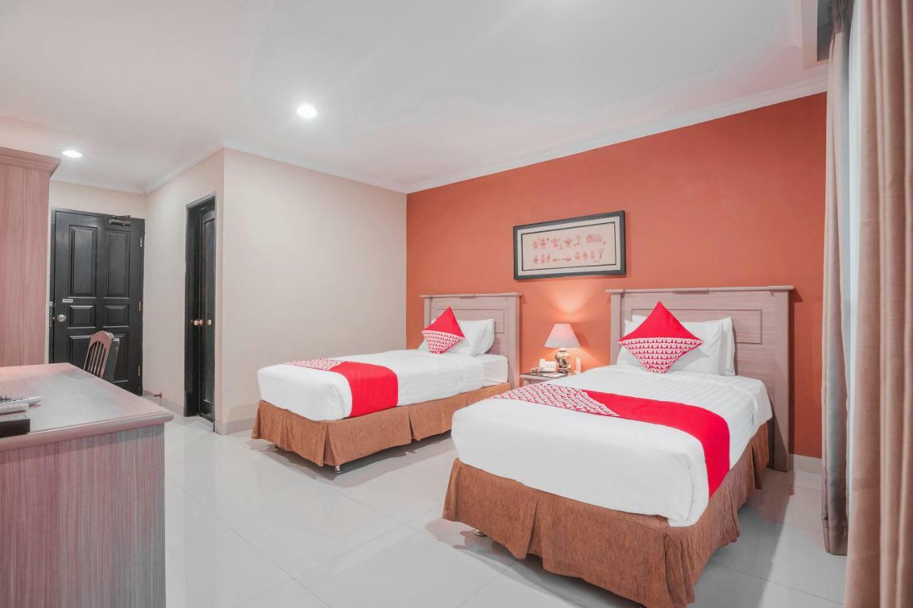 Capital O 534 Sriwijaya Hotel Jakarta Exterior foto