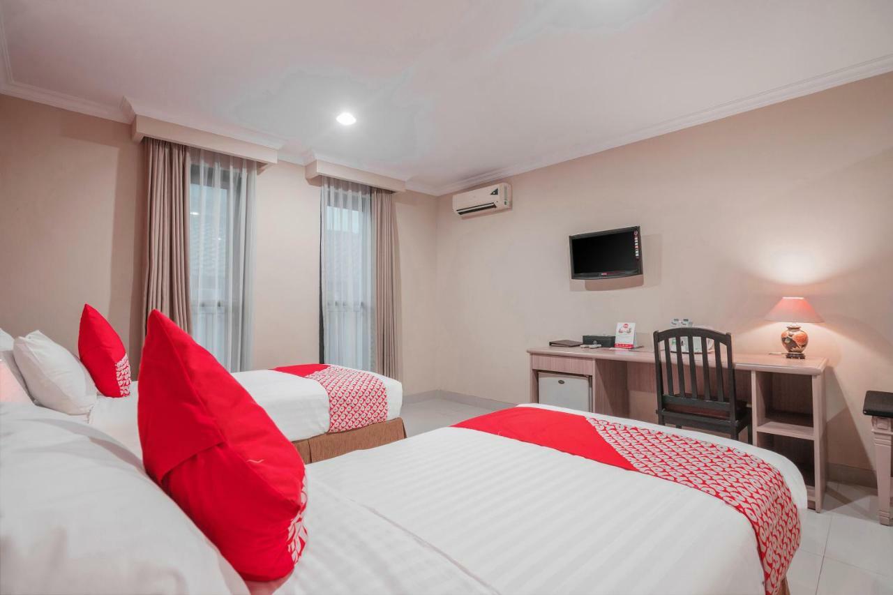 Capital O 534 Sriwijaya Hotel Jakarta Exterior foto